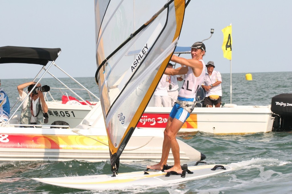 Tom Ashley - Qingdao RS:X Medal Race - photo © Richard Gladwell <a target=