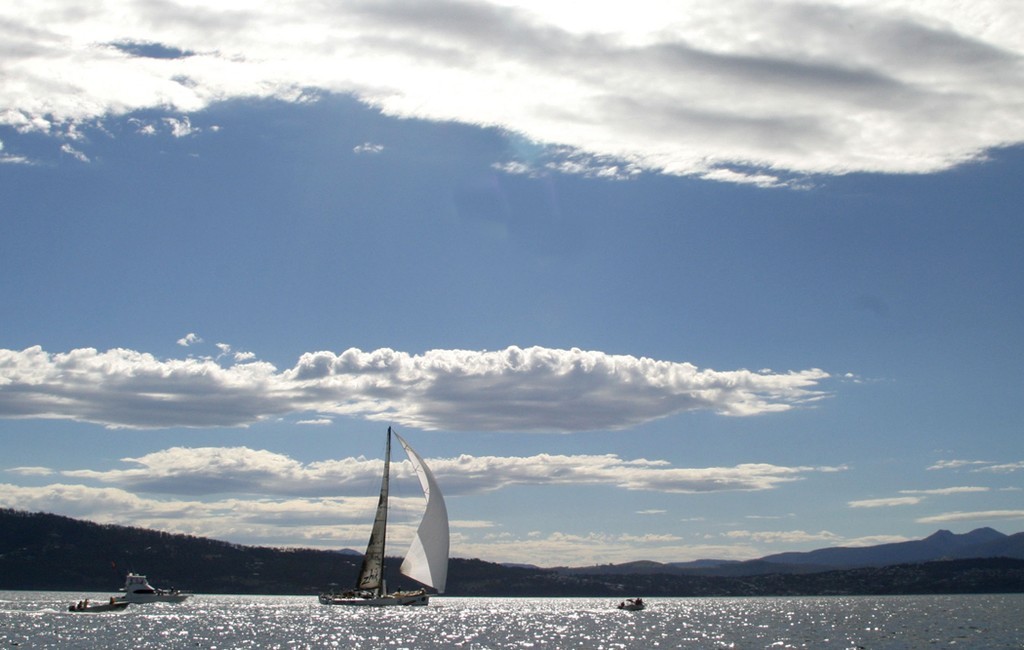 Ichi Ban with big sky - Rolex Sydney Hobart Yacht Race © Crosbie Lorimer http://www.crosbielorimer.com