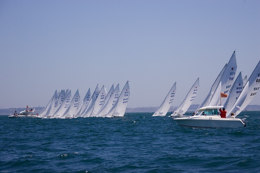 Fleet start in the Star Worlds 2007, Cascais, Portugal © Event Media