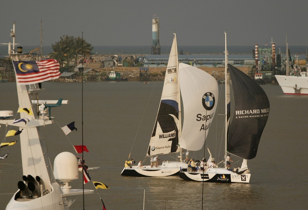 Ian Williams (GBR) and Dato’ Peter Gilmour (USA) fought a close match all the way round the course, flight 2, Monsoon Cup 2007  © Guy Nowell http://www.guynowell.com