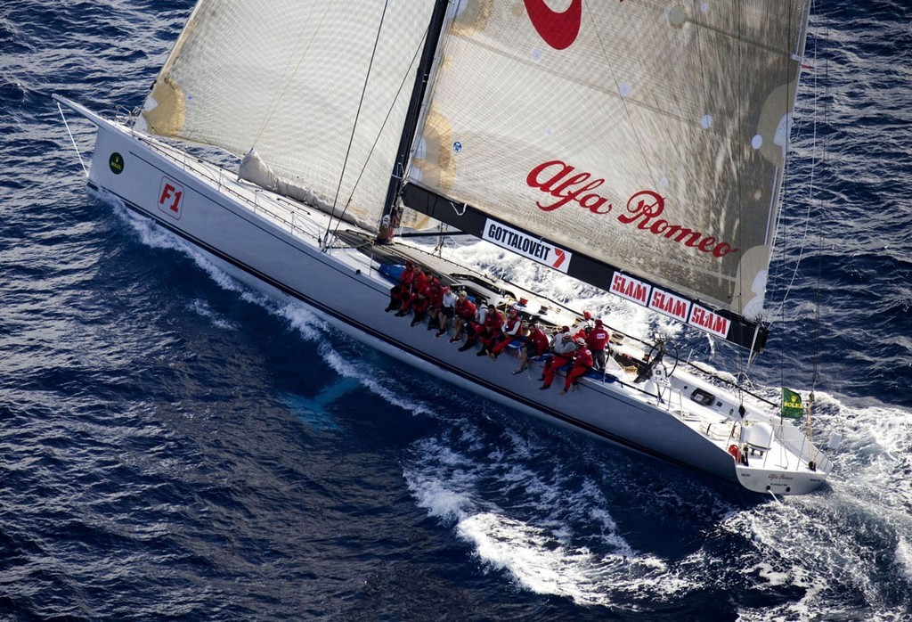 Neville Crichton’s Alfa Romeo charging south in the 2005 Rolex Sydney Hobart ©  Rolex / Carlo Borlenghi http://www.carloborlenghi.net