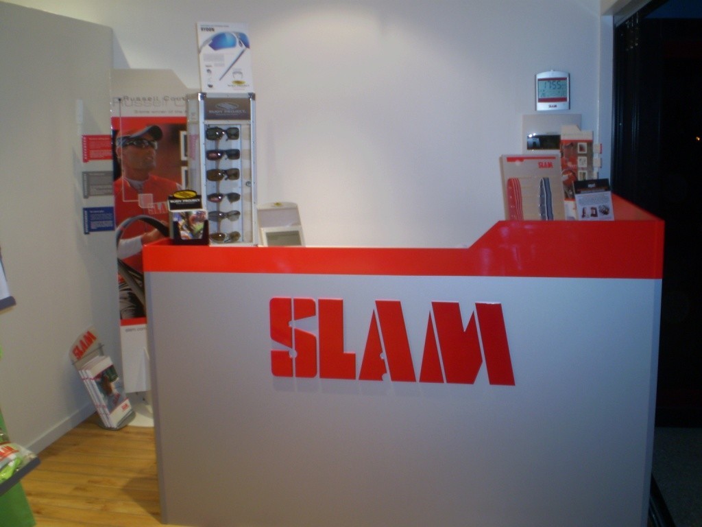 Outlet slam 2025