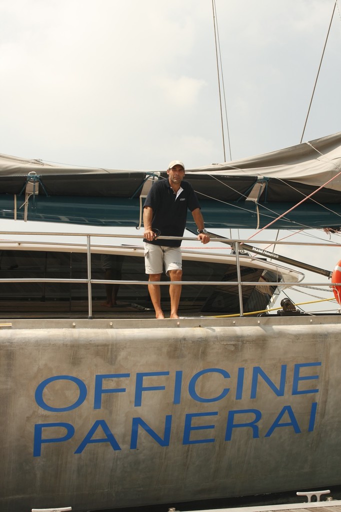 Mike Horn and the expedition yacht, Pangaea  © Guy Nowell http://www.guynowell.com