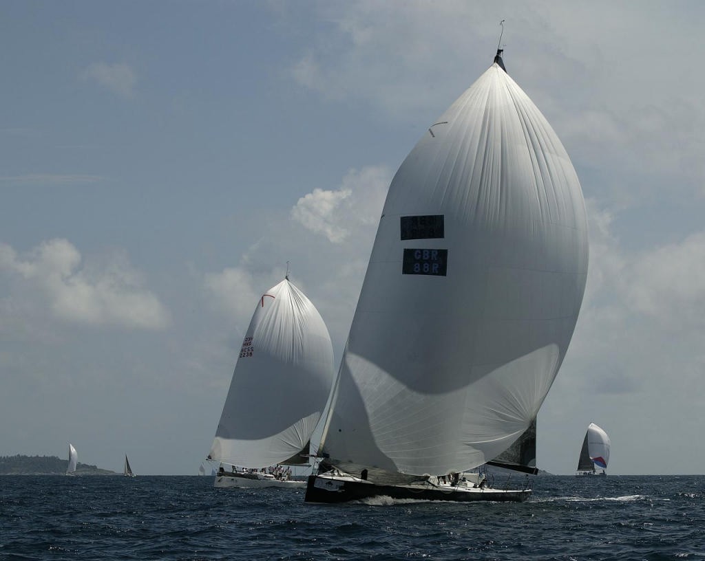 Ffree Fire 52 (left) running in company with Island Fling (right), Racing division Race 7, Phuket King’s Cup 2006 © Guy Nowell http://www.guynowell.com