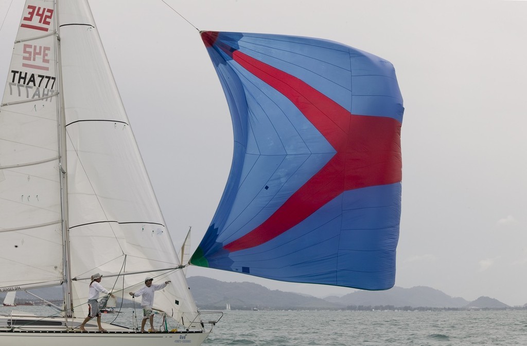 Six Senses Phuket Raceweek 2009. Minx tries it sideways. © Guy Nowell http://www.guynowell.com