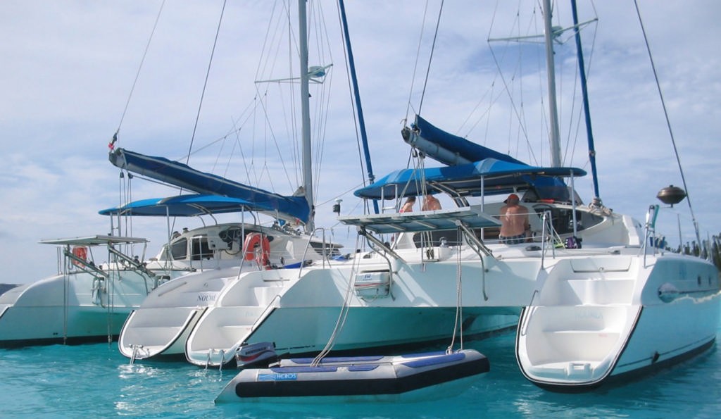 2.  Lunch stop at the Isle of Pines photo copyright Charter World http://www.charterworld.com.au taken at  and featuring the  class