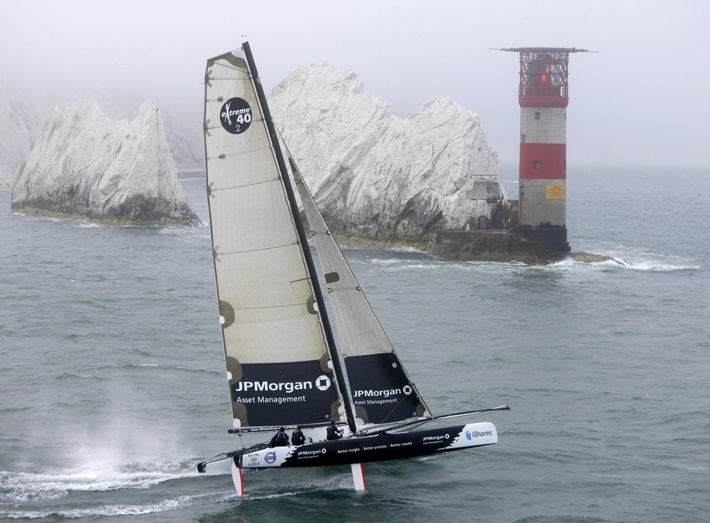 2008 JP Morgan Round the Island Race © onEdition http://www.onEdition.com