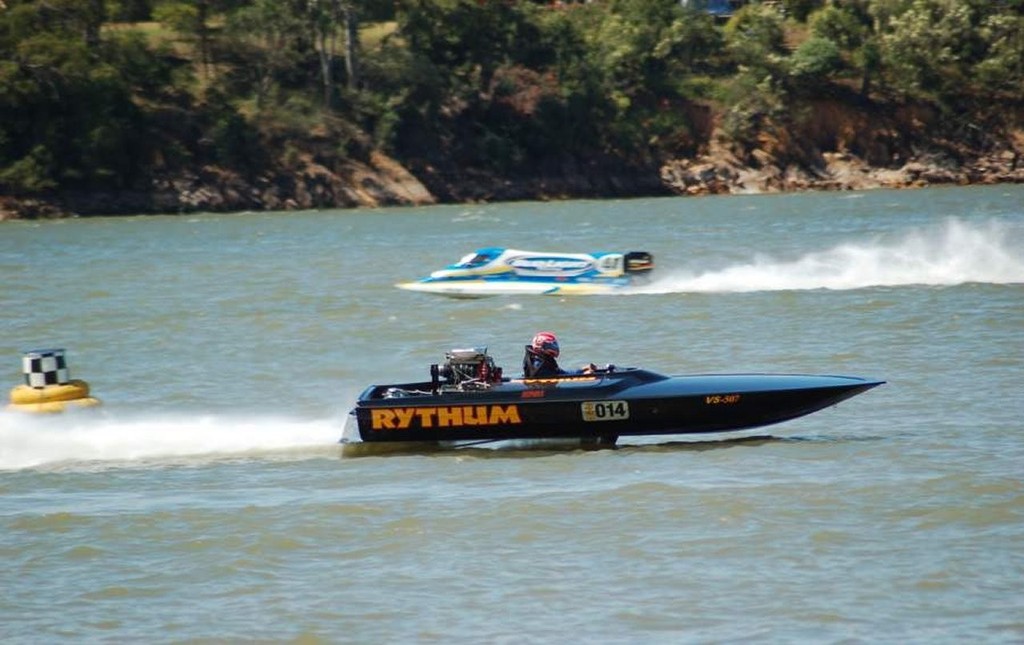 Wayne Hodgson ('Rythum') and Paul Eade ('Budlight') battling it out for the minor places in the Glenmaggie Cup. - glenmaggie boat club photo copyright Maxine Penington taken at  and featuring the  class