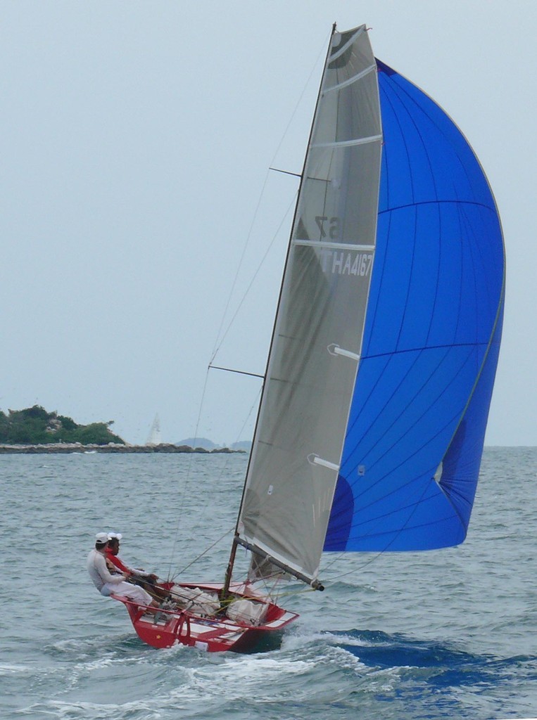 Shaw 650 sportsboat under spinnaker. Shaw650.com is the latest sponsor of the Heaven Can Wait charity yacht race. © Sail-World.com /AUS http://www.sail-world.com