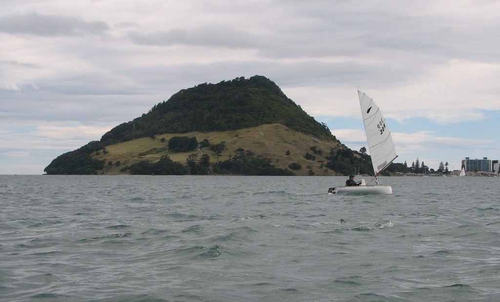 Tim Sneddon sailing away to another win - ANZ Private Bank 2010 Zephyr Nationals © Murray de Lues