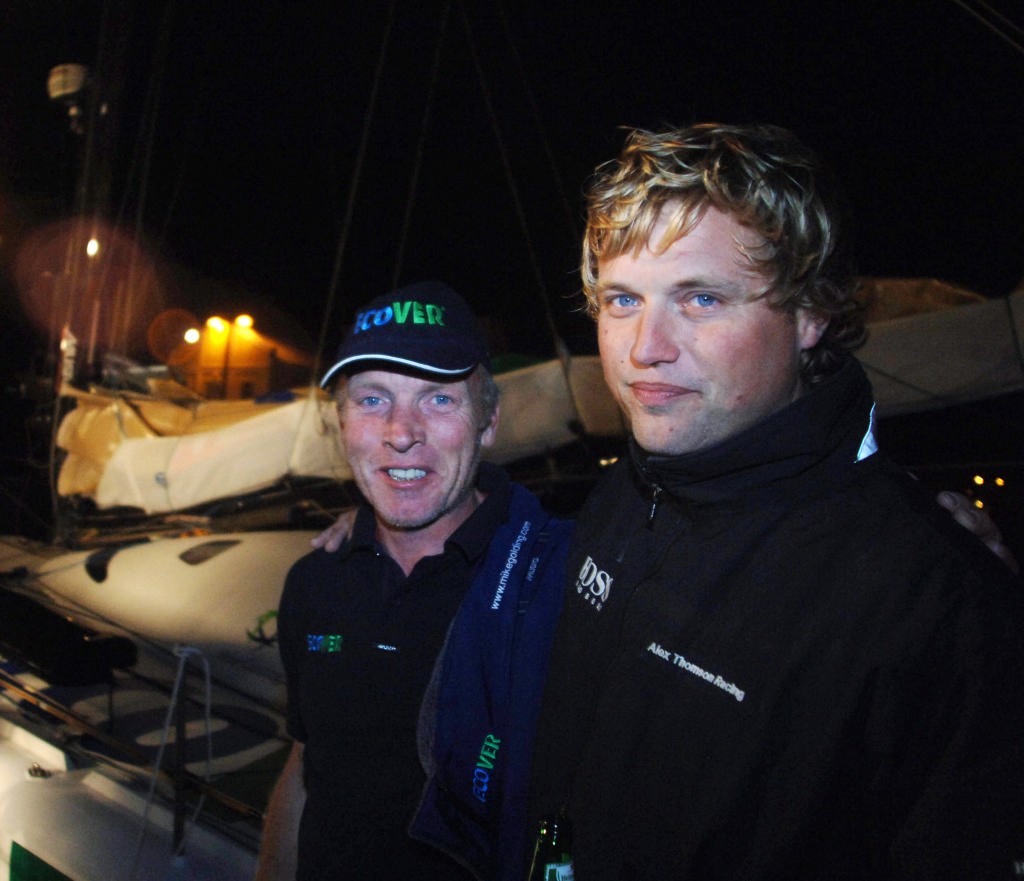 Mike Golding and Alex Thomson arriving into Cape Town on on Mike’s crippled yacht Ecover © onEdition http://www.onEdition.com