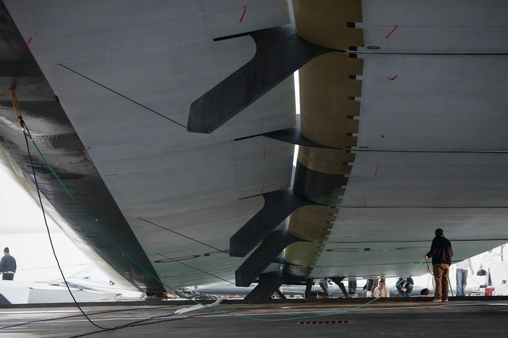 33rd America&rsquo;s Cup - BMW ORACLE Racing - wing install &copy; BMW Oracle Racing Photo Gilles Martin-Raget http://www.bmworacleracing.com