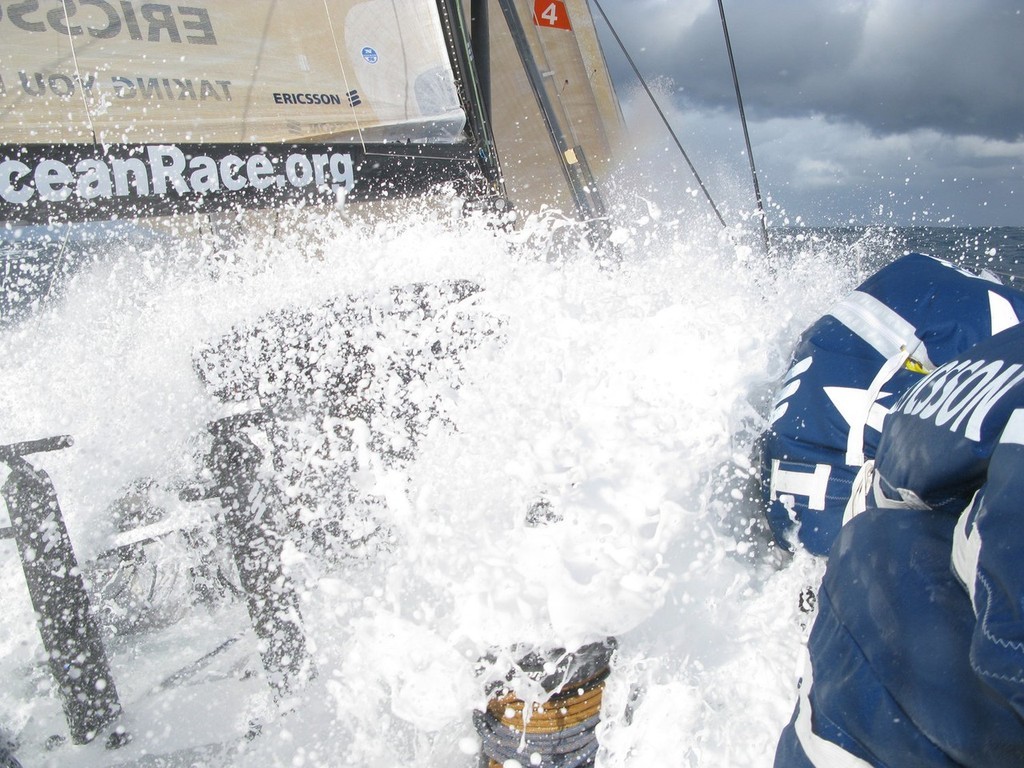 Guy Salter/Ericsson 4/Volvo Ocean Race.<br />
Ericsson 4 at 28 knots, on leg 2  © Guy Salter/Ericsson 4/Volvo Ocean Race http://www.volvoceanrace.org