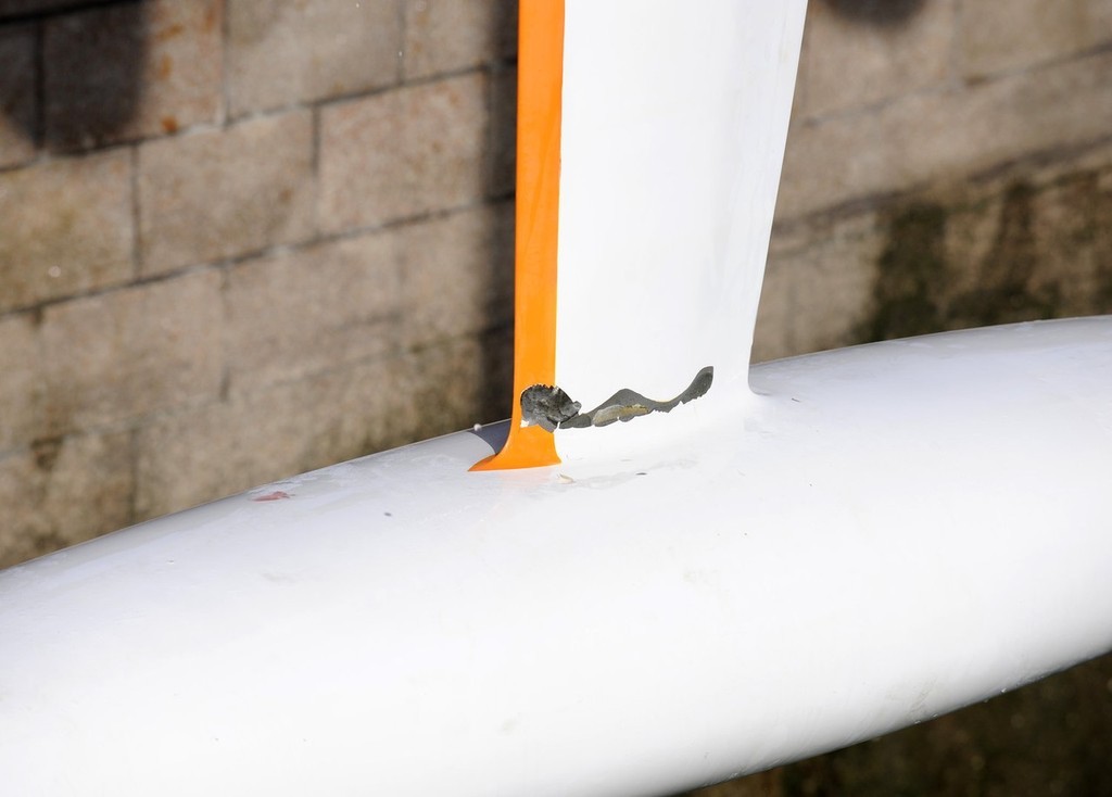 Keel damage is revealed after Telefonica Blue is hauled in Qingdao. © Rick Tomlinson/Volvo Ocean Race http://www.volvooceanrace.com