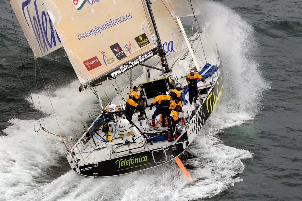 Telefonica Black, skippered by Fernando Echavarri (ESP) at the start of leg 9 from Marstrand to Stockholm ©  David Kneale/Volvo Ocean Race http://www.volvooceanrace.com/
