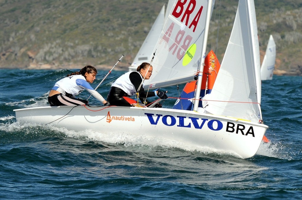 Martine Grael and Kahena Kunze representing Brazil in the Girls 420 class at the Volvo Youth Sailing ISAF World Championship 2009  ©  David Kneale/Volvo Ocean Race http://www.volvooceanrace.com/