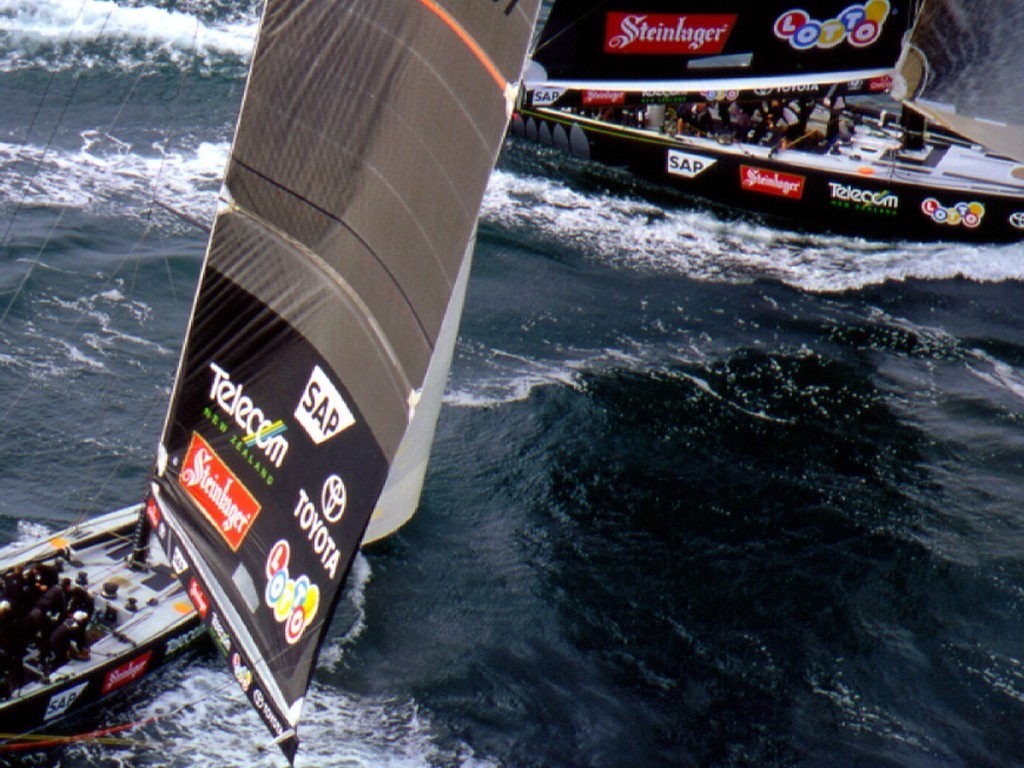 Act 12 Valencia 2006 Oracle versus Emirates Team New Zealand  © Emirates Team New Zealand http://www.etnzblog.com