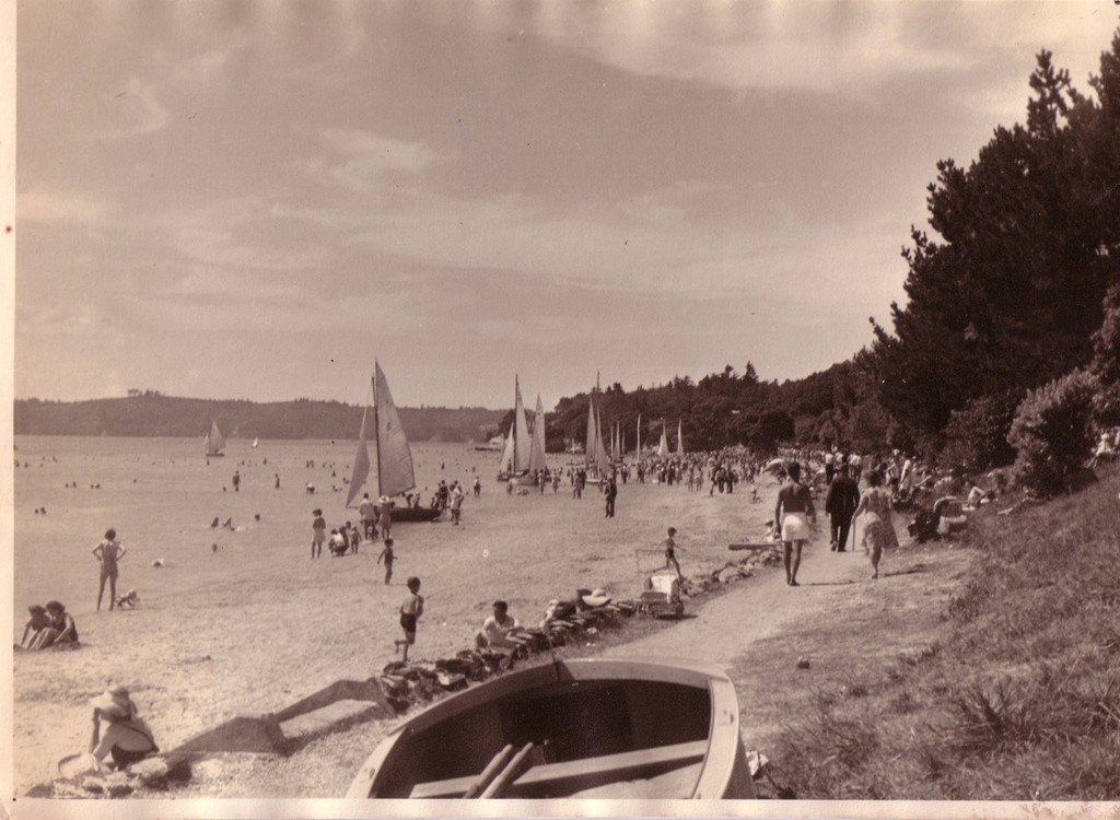 Pt Chevalier Sailing Club 1939 © Gladwell Collection richardgladwell.com