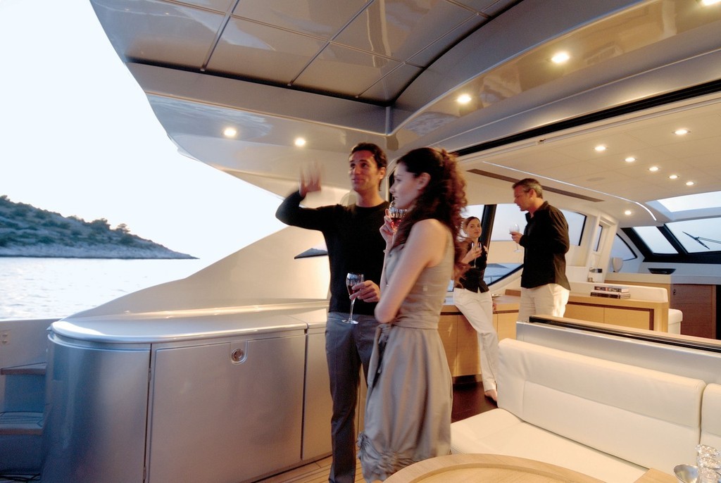 Pershing 72  © Yachting Unlimited . http://www.yachtingunlimited.com.au