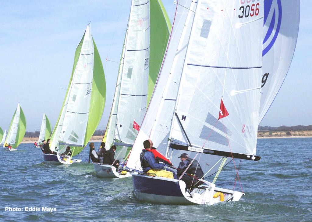 Raymarine Warsash Spring Series - Laser SB3 © Eddie Mays - copyright http://www.eddiemays.com