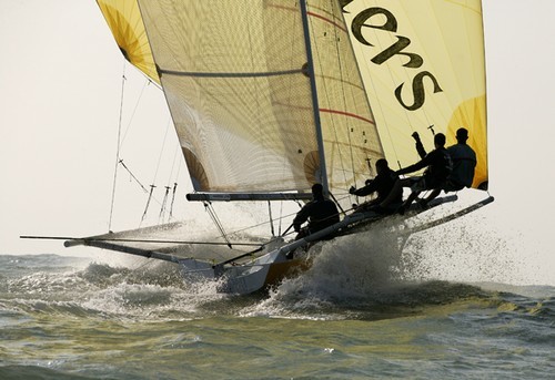 The NZ designed Custard Truck bursts through the swell, Asia Int SB Champs 2007 © Guy Nowell http://www.guynowell.com