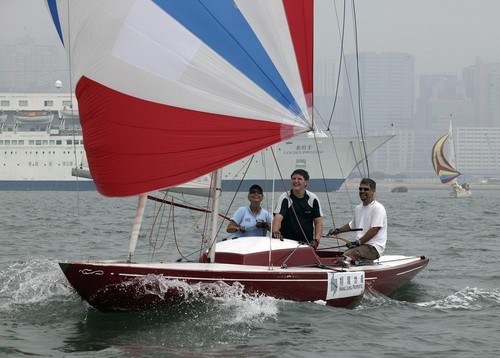 Dragon on the run... RHKYC Long Beach Autumn Regatta 2007 © Guy Nowell http://www.guynowell.com