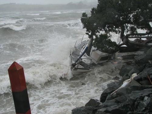 Davidson 28, Algies Bay, 26 July 2008 © Ross Walker