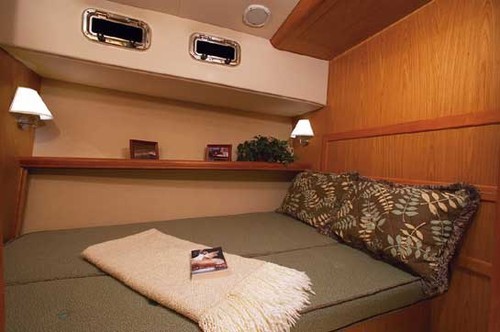 Maisnhip 45 Trawler second stateroom © Mainship http://www.mainship.com.au
