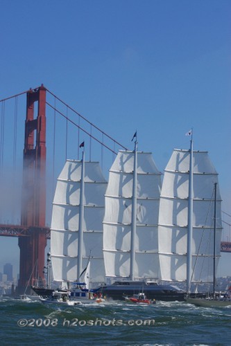 Maltese Falcon enters San Francisco  © Erik Simonson/ h2oshots.com