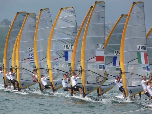 Start of Mens race 2008 RS:X Europeans, Brest, France © Claude Breton