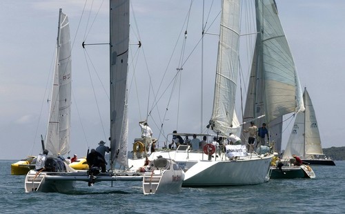 Light air drifter traffic jam - Evason Phuket Raceweek 2007 © Guy Nowell http://www.guynowell.com