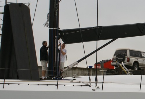 The sheer size of the rig aboard Speedboat is apparent from this shot. © Richard Gladwell www.photosport.co.nz