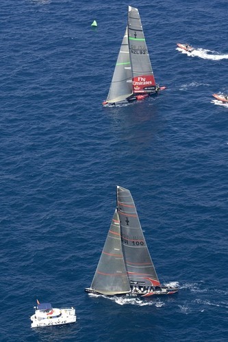 The 32nd America’s Cup goes down to the wire on the finish line of Race 7 © ACM2007/Steffano Gattini