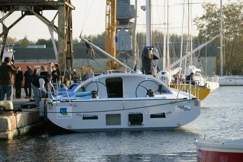 Veolia Oceans® de la SolOcéane is designed by  Jean-Marie Finot,  (Groupe Finot Conq & Associés) and Yvan Griboval (SailingOne),  © Jean-Marie Liot - SailingOne www.sailingone.com