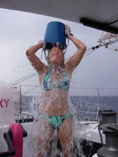 Only way to shower on Roxy - Artemis Transat - 2008 © SW