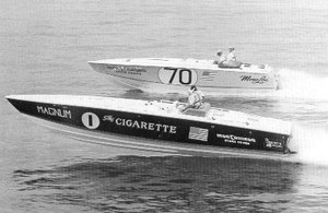 The Cigarette built ,designed and driven by Don Aronow racing a 31’Bertram , Mona. © SW