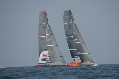 USA 87 vs Luna Rossa Act 10 © BMW Oracle Racing Photo Gilles Martin-Raget http://www.bmworacleracing.com