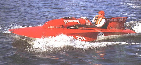 Early NSW built hydroplane racer  © SW