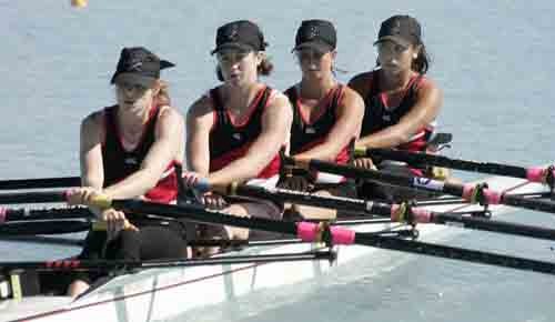 Gisborne Girls High crew of Tessa Murphy Courtney Fox Anna Revington Matilda Halley Cox Megan Chatfield win the silver medal in the GU18 4X © SIR+photosouth@xtra.co.nz