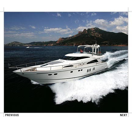 Targa 74 - Fairline  © Fairline UK