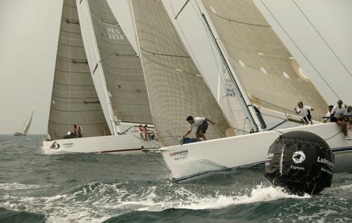 Ffree Fire 52 and Hi Fi at the top mark - CCR 2006 © Guy Nowell http://www.guynowell.com