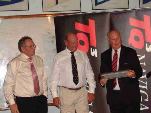 Bill Buckley and Charles  Brown receive their Merit Award for the Maximus campaign © Richard Gladwell www.photosport.co.nz