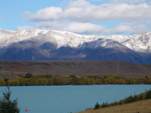 Lake Ruataniwha looking towards Ohau (on the final day of racing in Maadi 2004) © Richard Gladwell www.photosport.co.nz
