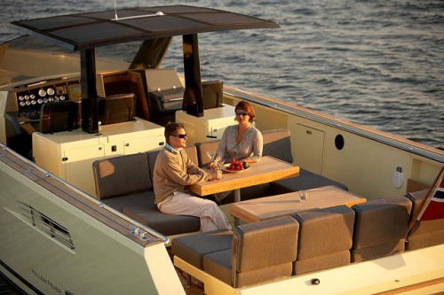 Fjord 40 Open seating for 12 © Fjord Powerboats www.fjord.com.au