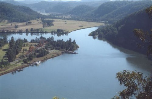 The Upper reaches of the Hawkesbury River  © SW
