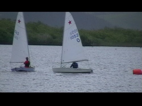 James Harrex (Ultra Violet Dream) 1063 and Thomas Gee (New Sensation) 1052. © Vauxhall Yacht Club