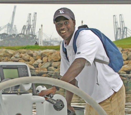 Morning Light team member Steve Manson has been accepted to the naval architecture program at SUNY Maritime College, Fort Schuyler, N.Y. (credit: Rick Roberts/underthesunphotos.com)  © Morning Light http://www.papahui.com/