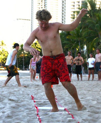 Morning Light team works out in the 24 Hour Fitness gym and, for a change of pace, on Waikiki Beach. © Morning Light Team - Photo Pool