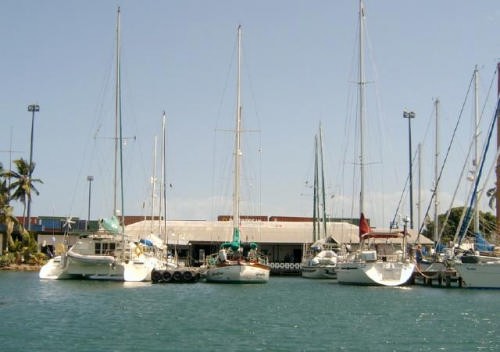 Panama Canal Yacht Club © SW