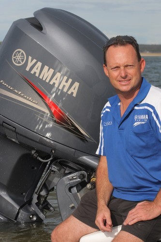 Yamaha - F225C Sports  © Bob Carter